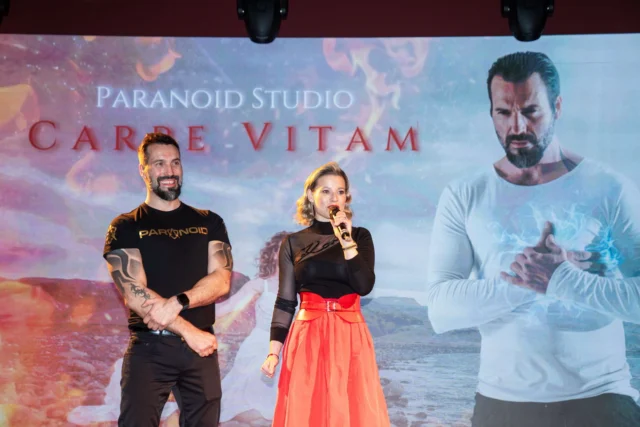 Václav Noid Bárta a Michaela Štiková Gemrotová představili svůj společný duet Carpe Vitam. Jedná se o operně metalový duet, který spojuje dva zdánlivě nespojitelné hudební světy. 
Carpe Vitam v překladu znamená „užívej život“. Hudbu k tomuto hudebnímu skvostu napsal sám Václav Noid Bárta a text jeho manželka Eliška Bártová.
Kmotrou Carpe Vitam se stala legenda české hudební scény Helena Vondráčková.  #michaelagemrotova #vaclavnoidbarta #dymytry #paranoidstudio #helenavondrackova #carpevitam